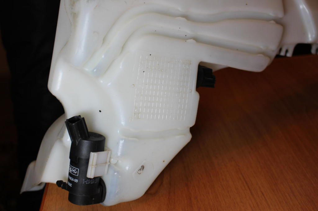 замена моторчика омывателя форд фокус 2